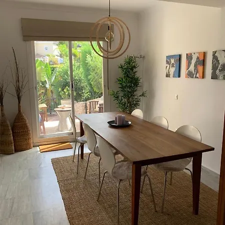 Casa Olivos Holiday home *